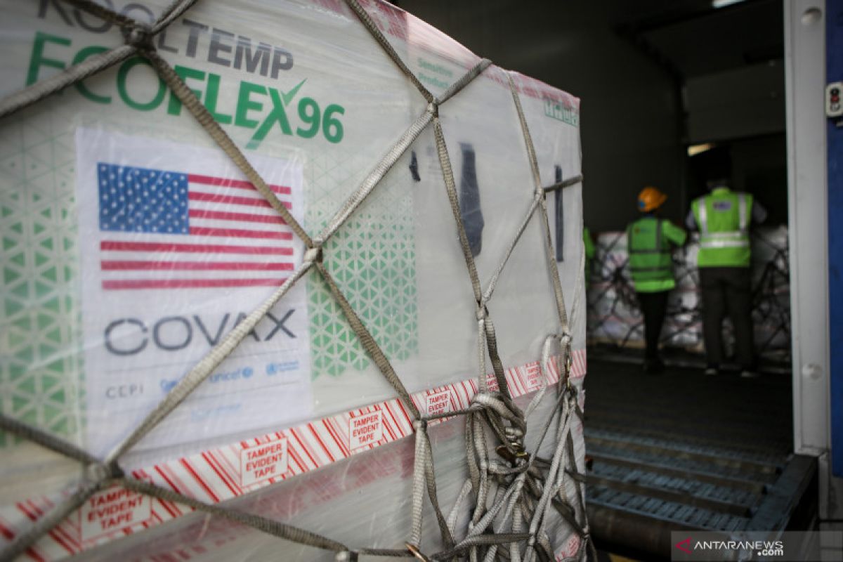 3.5 million doses of Moderna from US govt arrive in Jakarta