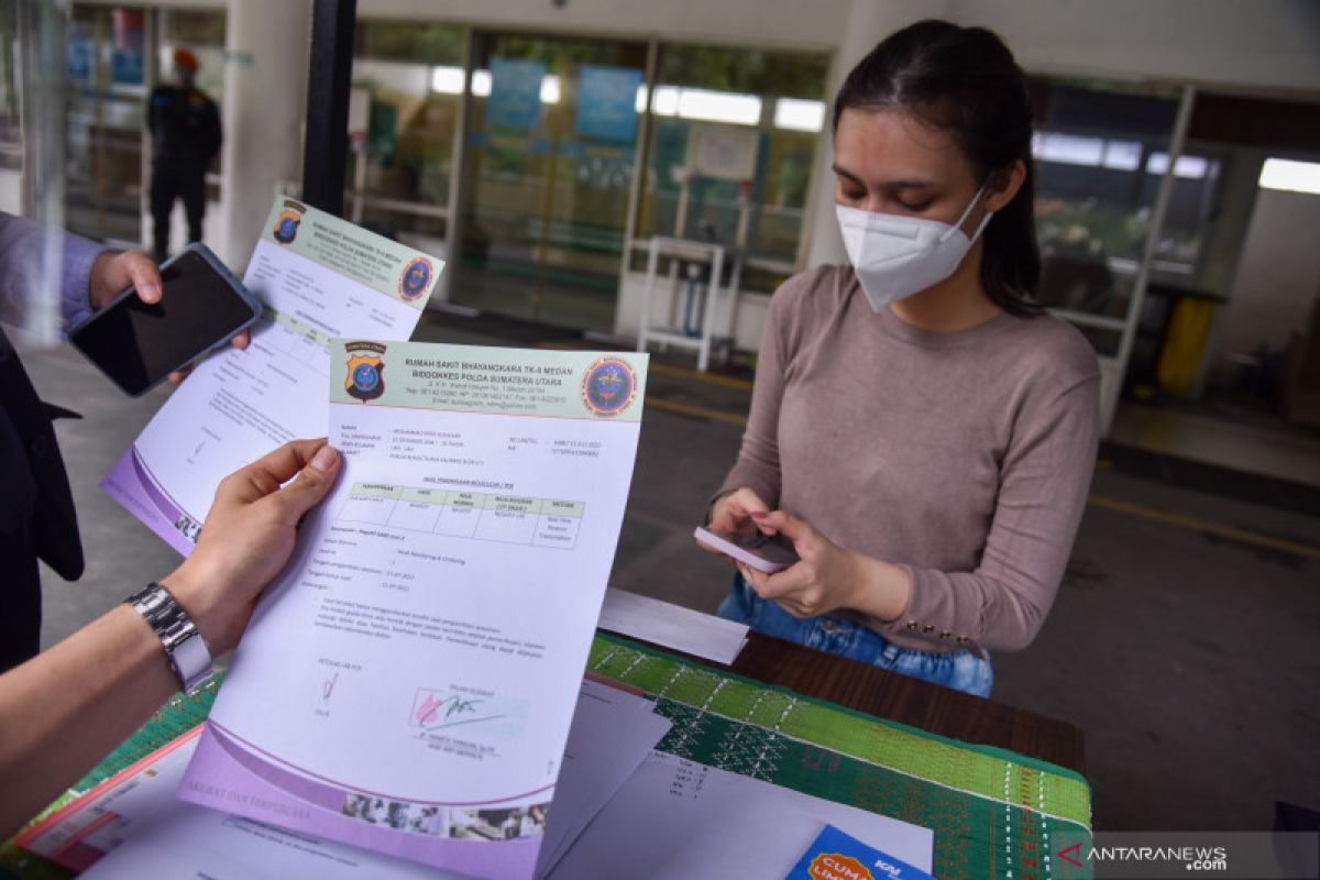 Kejari Medan titipkan tersangka kasus jual-beli vaksin di rutan