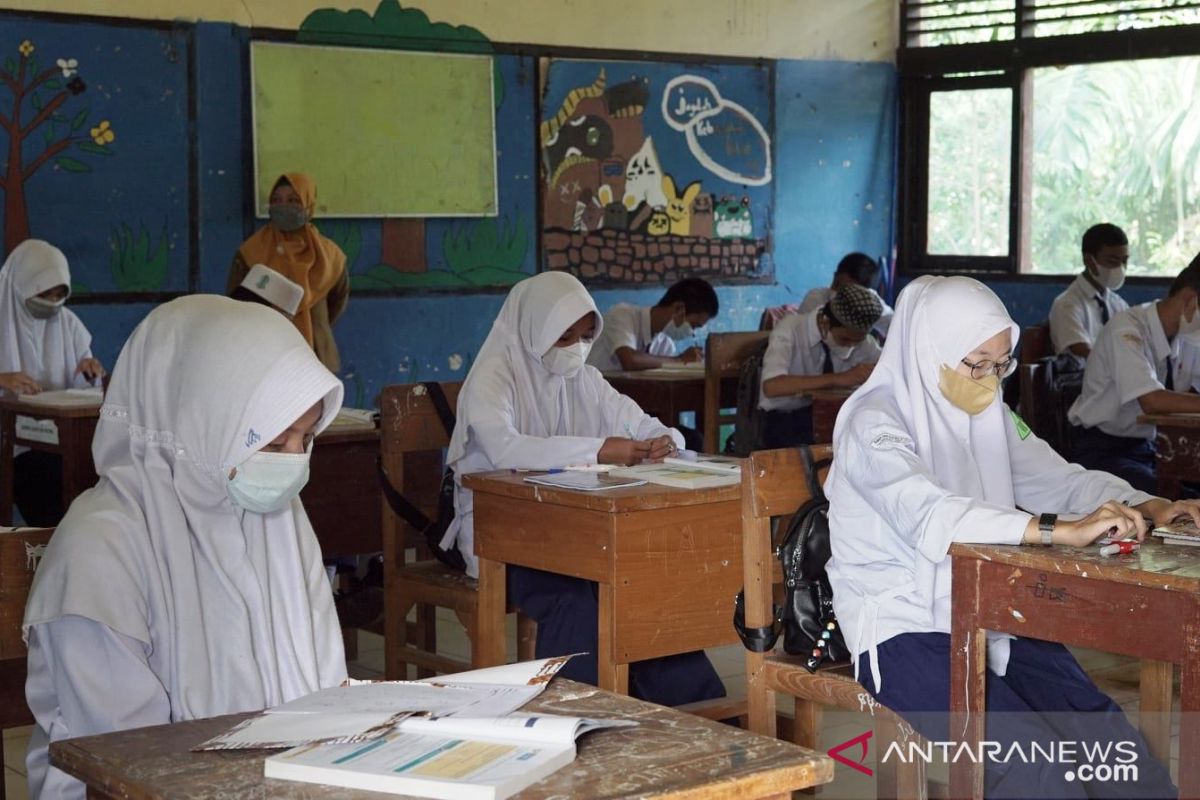 Pembelajaran tatap muka di HSS dimulai, bupati ingatkan kesiapan para guru