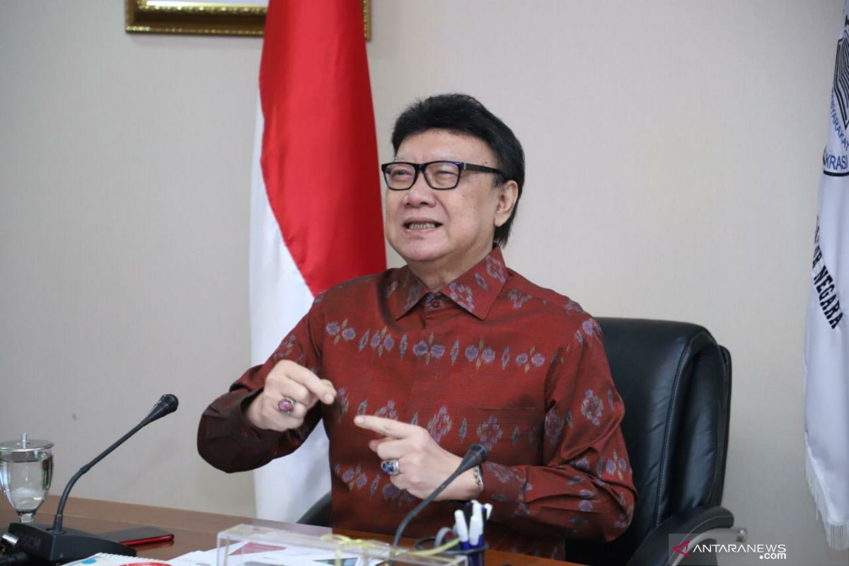 Menteri PANRB Tjahjo Kumolo meninggal dunia