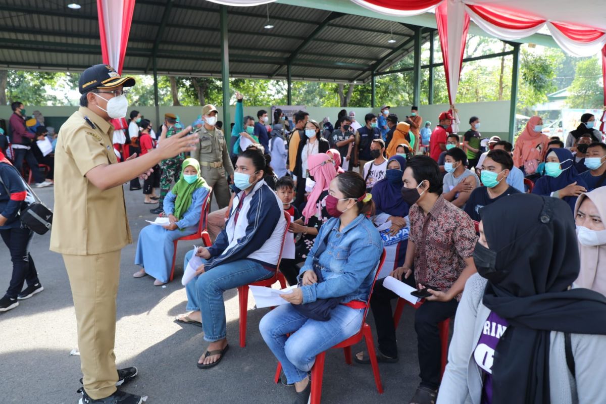 Pemkab Sidoarjo kerahkan 1.000 relawan bantu percepat vaksinasi