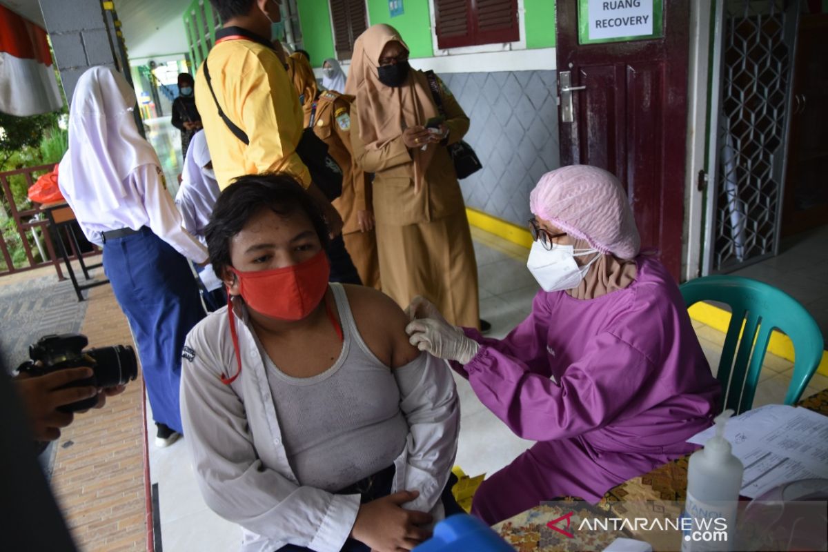 Pemkot Jambi menargetkan 18.000 pelajar divaksin