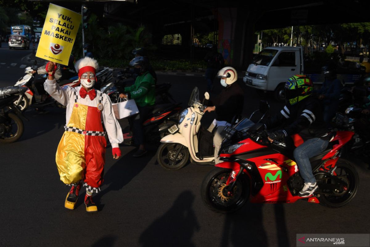 Kasus harian COVID-19 Jakarta tembus 14.619 pada Senin