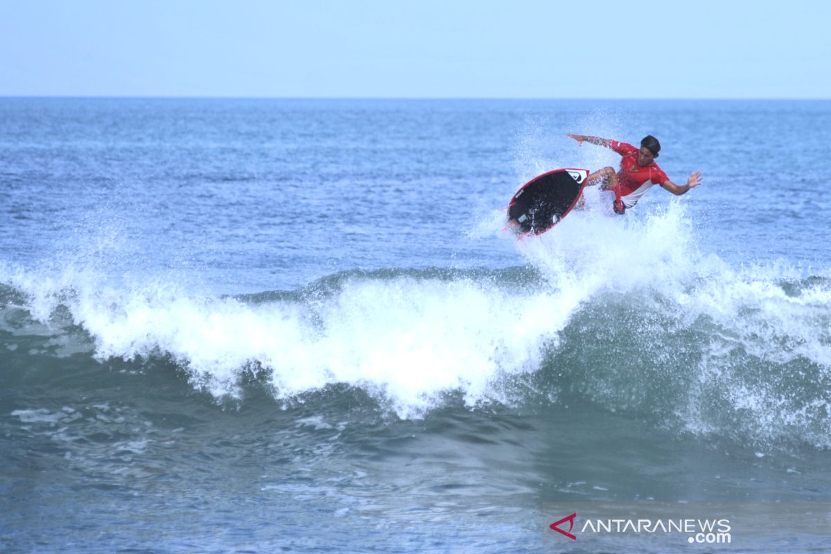 Rio Waida menuju babak eliminasi surfing di Olimpiade Tokyo