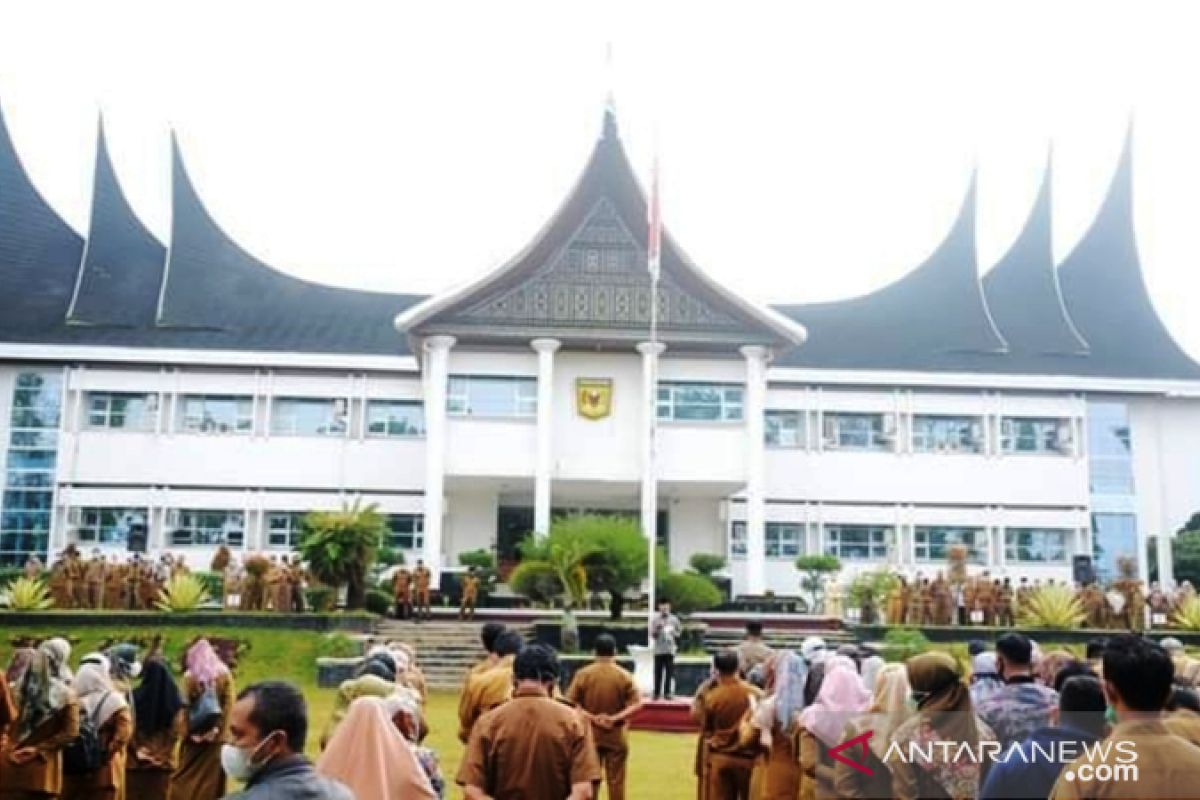 Tahun ini,  310 pegawai negeri sipil di Tanah Datar memasuki masa pensiun