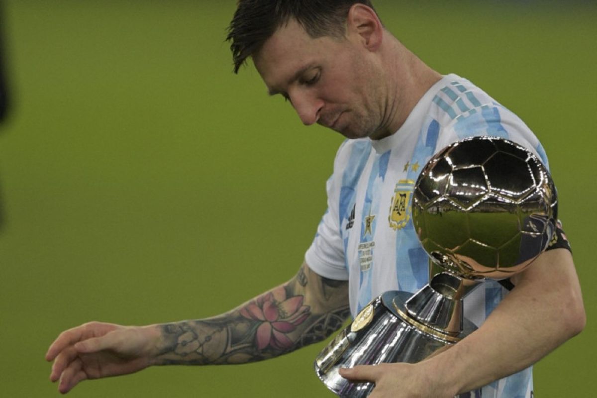 Messi dedikasikan Copa untuk  keluarga, negara dan Maradona