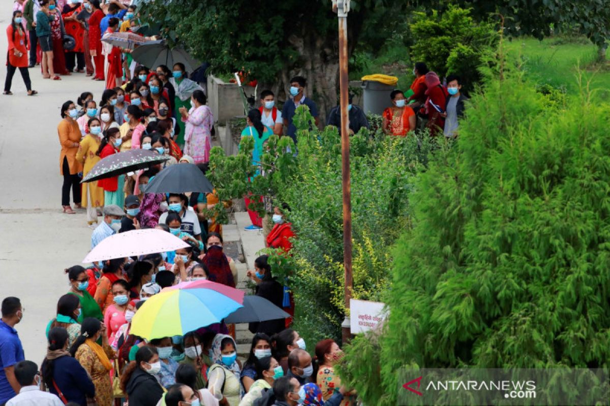 Nepal luncurkan program vaksinasi COVID ke-3