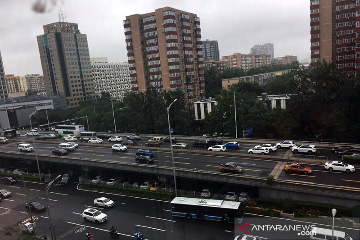 Beijing dan kota di China terancam banjir, perusahaan terapkan WFH