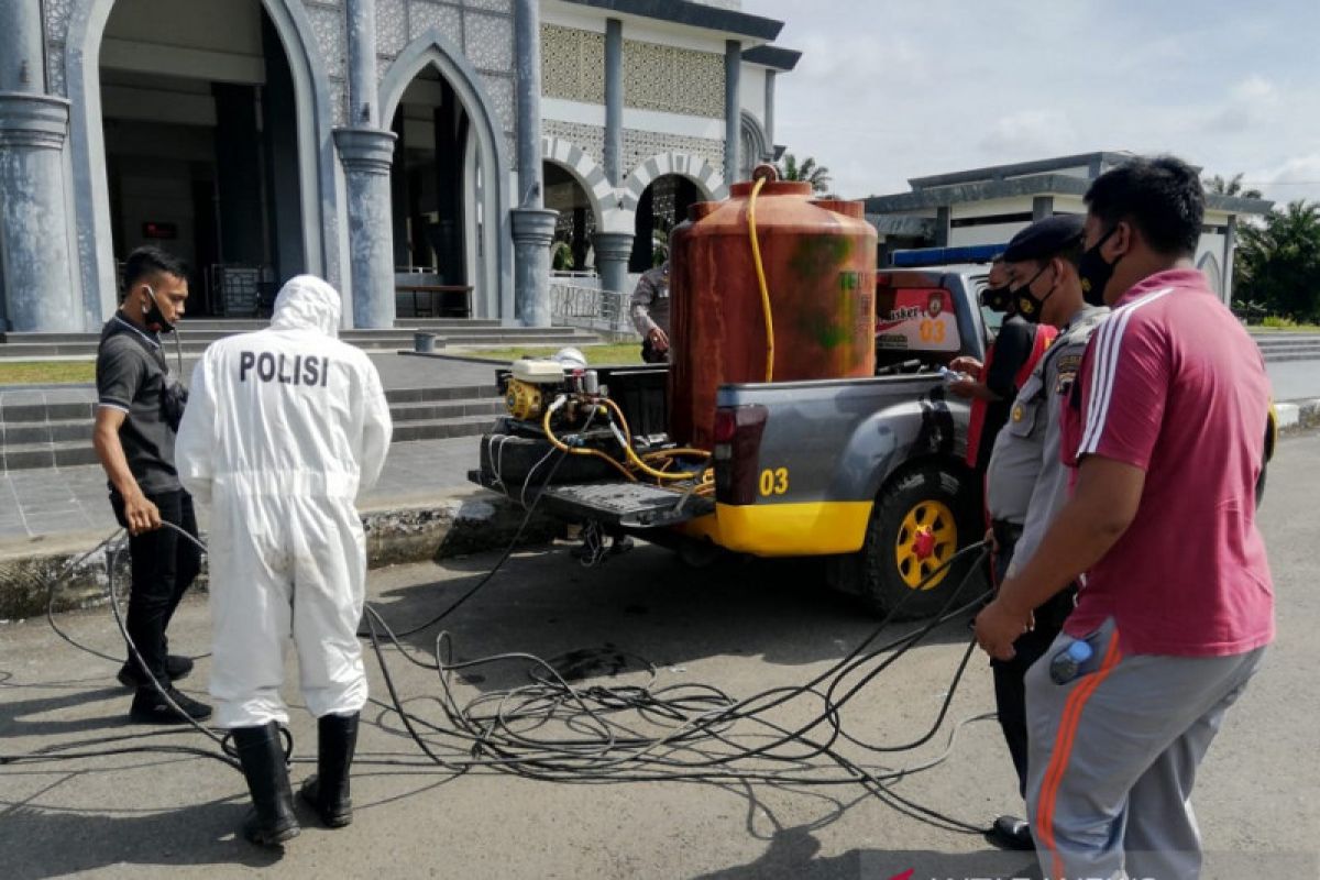 Polres Mukomuko meluncurkan program bersih steril dari COVID-19