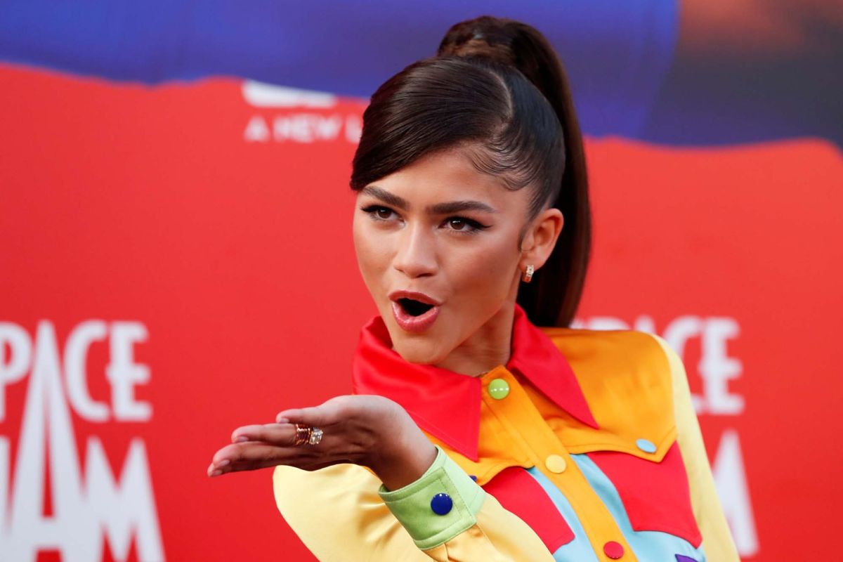 Gemilang Zendaya borong penghargaan MTV lewat 