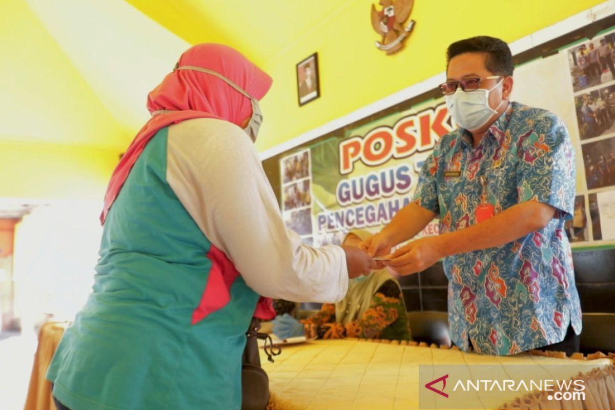 Pemkab Lumajang berikan pinjaman tanpa jaminan dan bunga kepada pelaku usaha