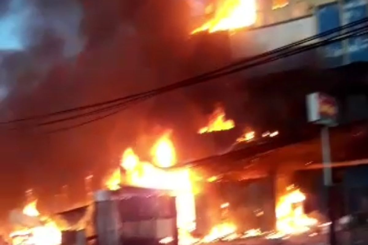 Kebakaran landa dua kawasan berbeda di Kota Jayapura