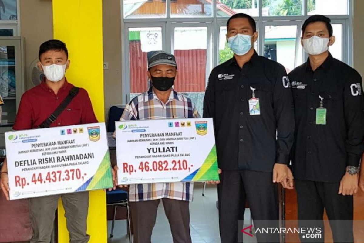 Perangkat Nagari di Solok Selatan terima santunan BPJAMSOSTEK