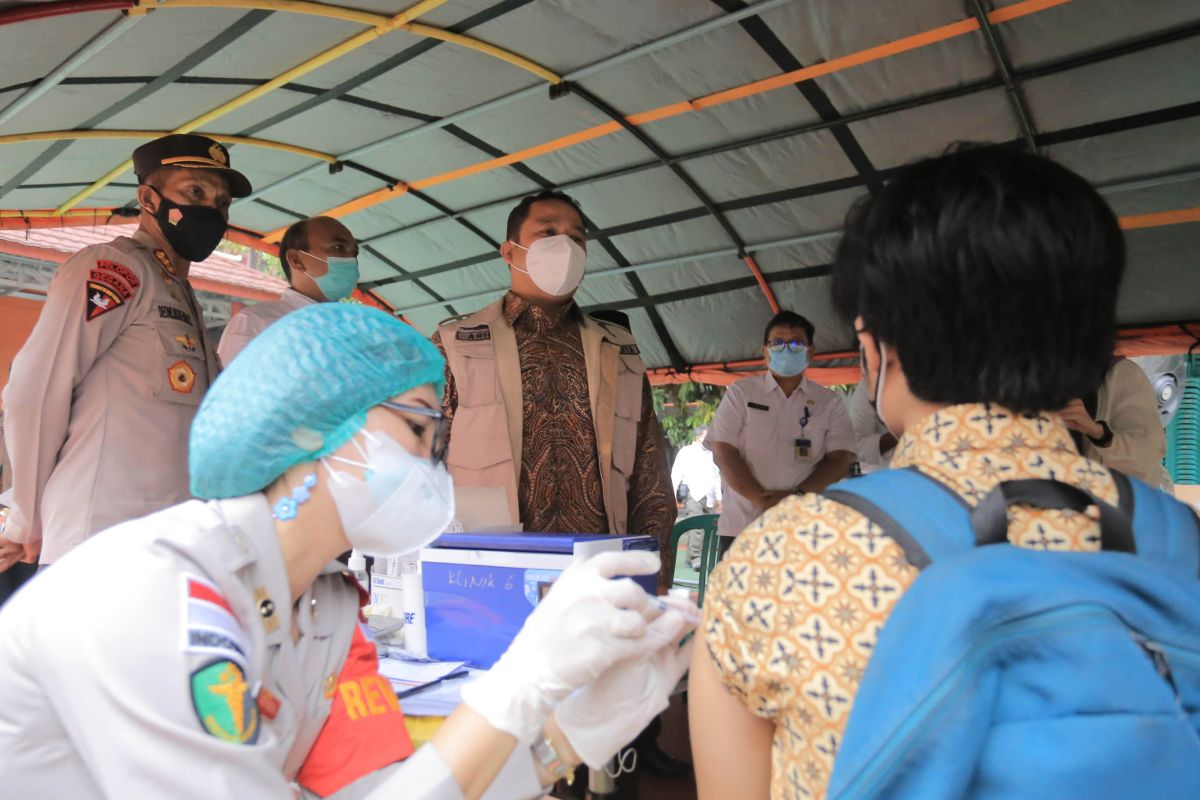 1.000 pelajar di Kota Tangerang ikuti vaksinasi