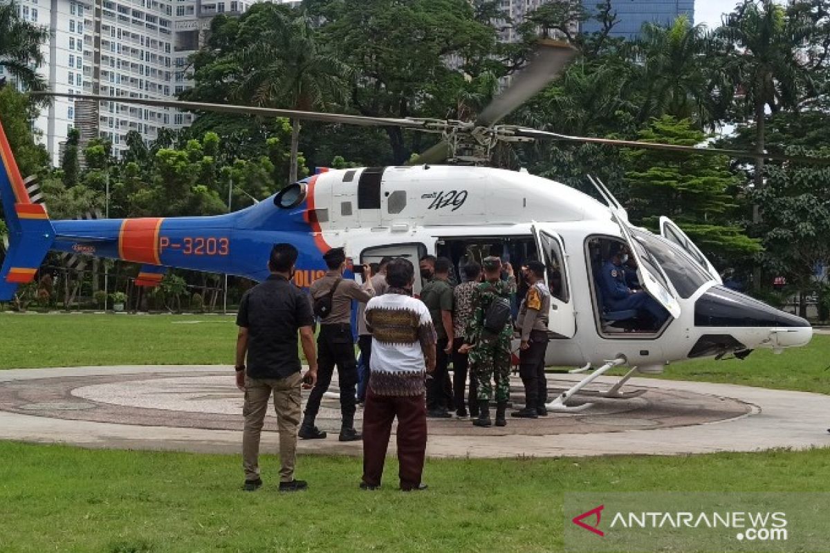 Pejabat Forkopimda Medan pantau PPKM darurat melalui jalur udara