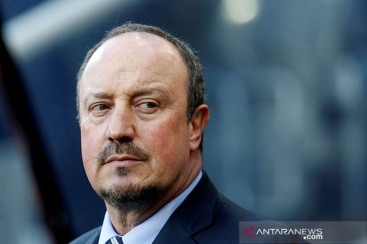 Rafa Benitez mau menangi hati suporter Everton walau sempat ditolak