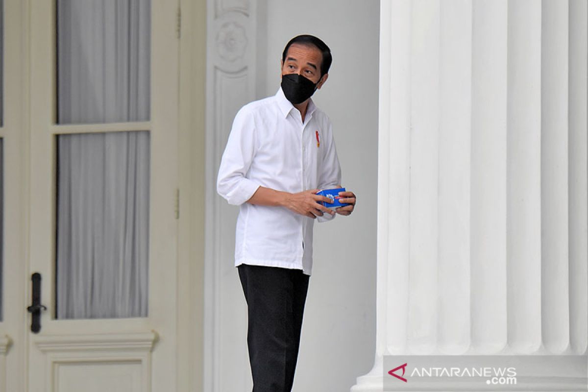 Presiden Jokowi akhirnya batalkan vaksinasi berbayar