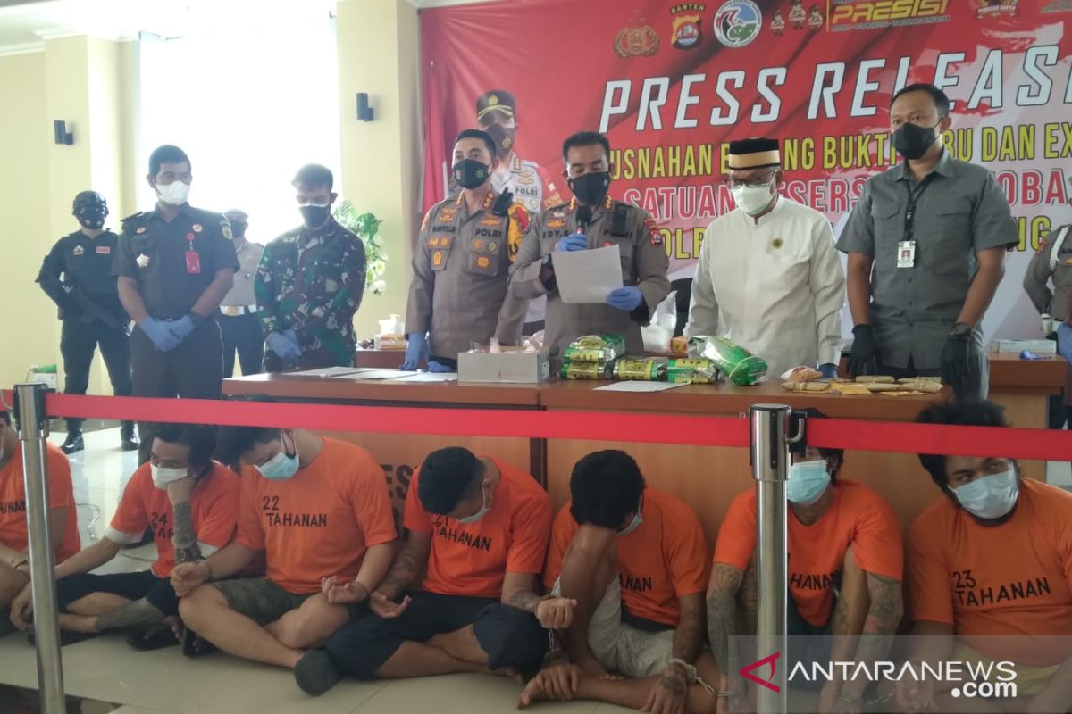 Polisi gagalkan peredaran 7,3 kilogram sabu-sabu