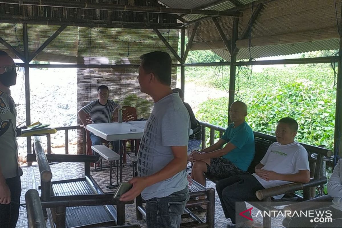 Imigrasi Sukabumi tangkap lima WNA China dan Malaysia di lokasi tambang