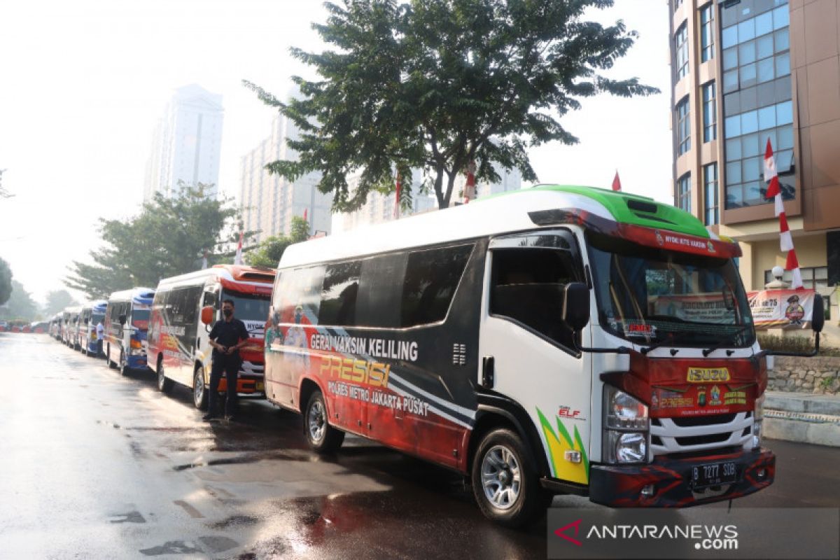 Polres Jakpus dapat tambahan 11 armada vaksinasi keliling