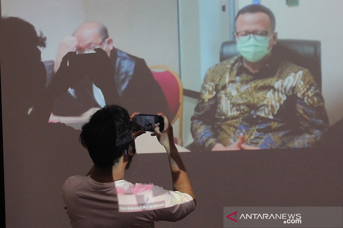 Mantan Menteri Kelautan Edhy Prabowo divonis 5 tahun penjara