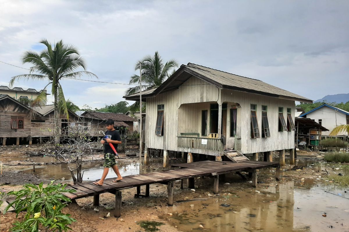 Jumlah penduduk miskin di Kepri bertambah