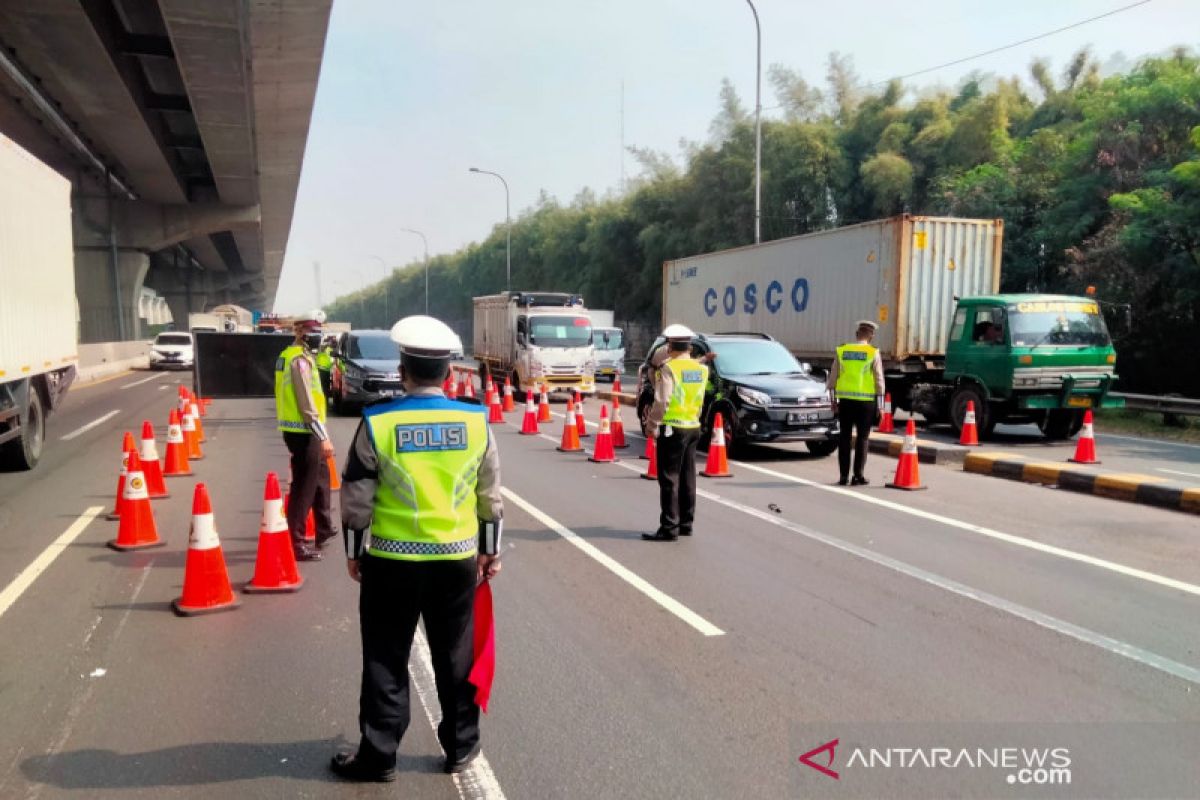 Jasa Marga batasi lalu lintas di Tol Japek jelang Idul Adha