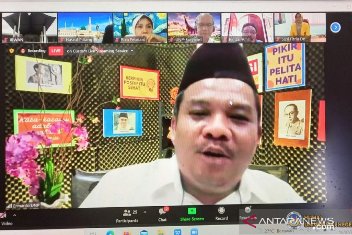 UNP asah keterampilan dosen membuat konten mata kuliah digital lewat workshop