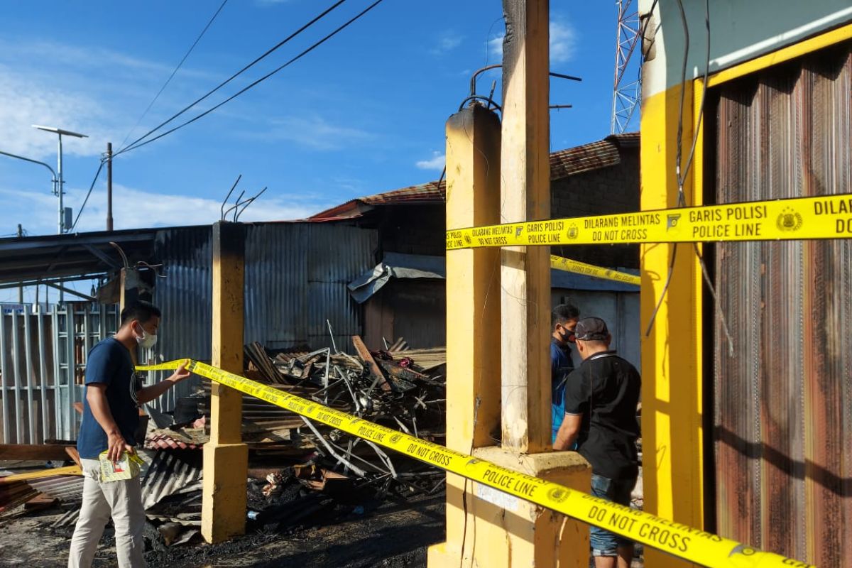 Polisi selidiki penyebab kebakaran tiga rumah di Mukomuko