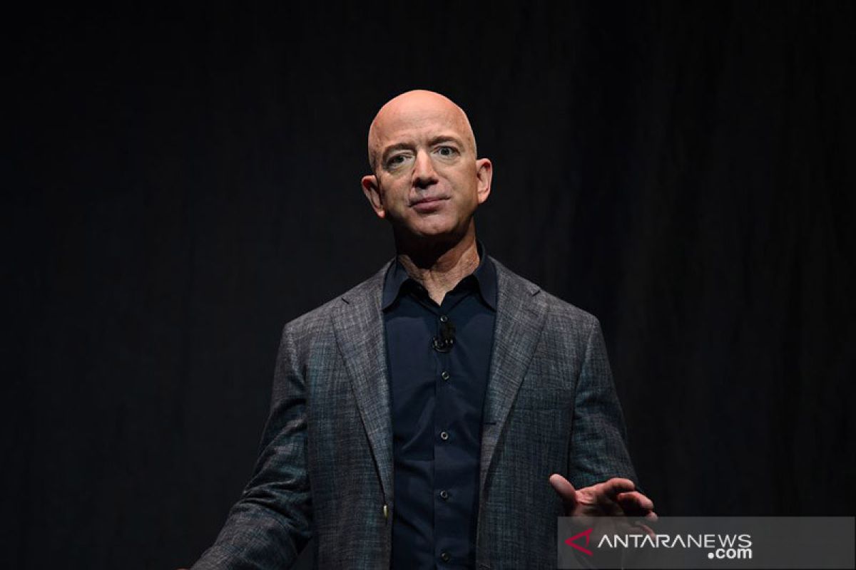 Jeff Bezos tidak gugup jelang terbang ke luar angkasa