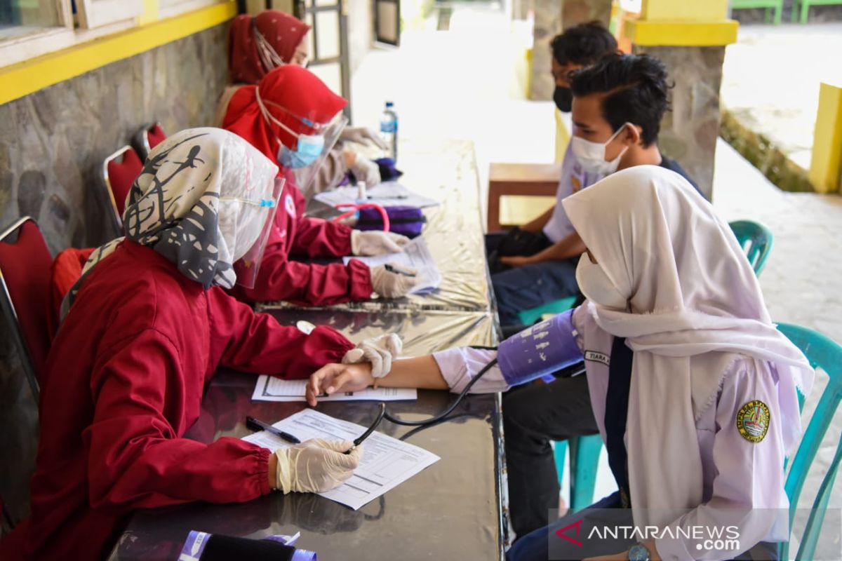 Pemkab Purwakarta mulai gulirkan vaksinasi COVID-19 untuk pelajar