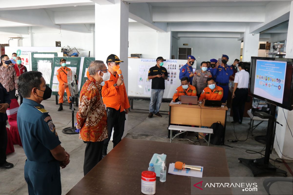 Sutarmidji harapkan masih ada korban kapal tenggelam yang selamat