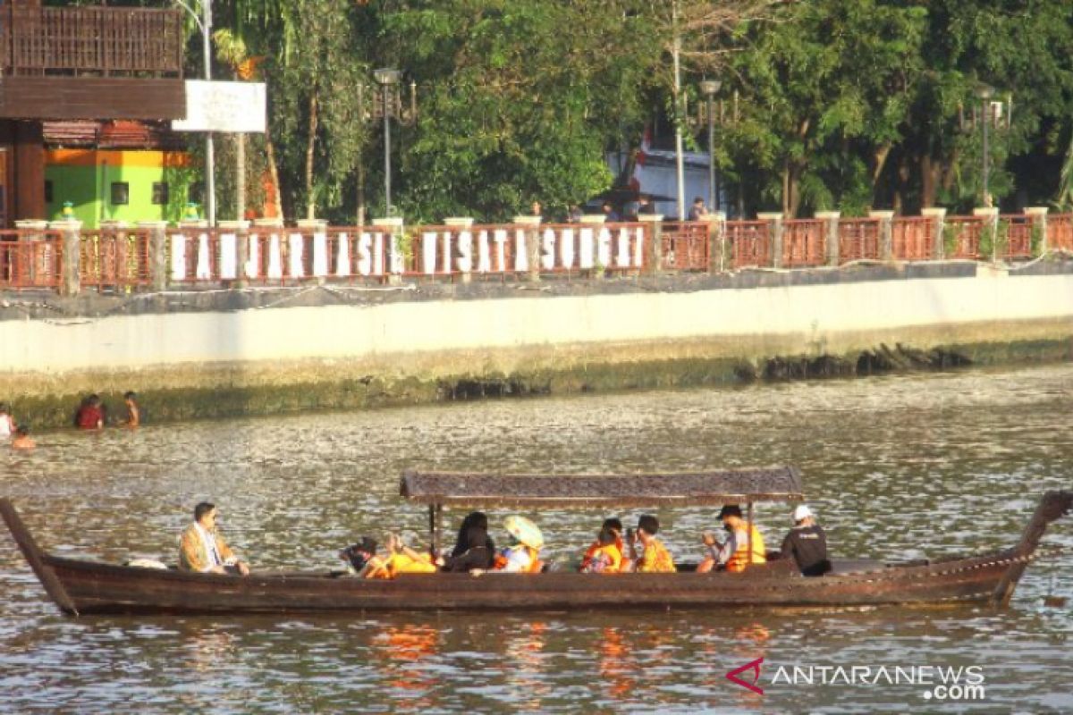 Pemprov dan Pemkot Banjarmasin kolaborasi wujudkan sungai Martapura bungas