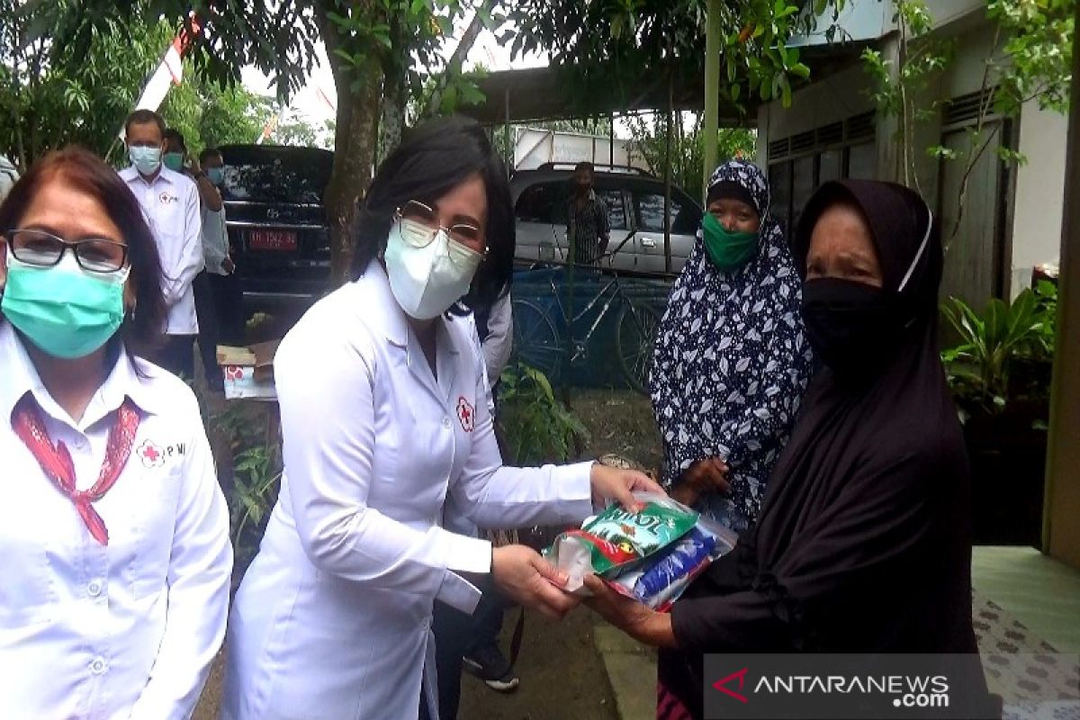 PMI Kalteng salurkan bantuan untuk warga Kapuas