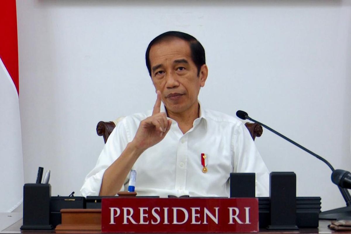 Presiden Jokowi meminta evaluasi pos penyekatan saat PPKM darurat
