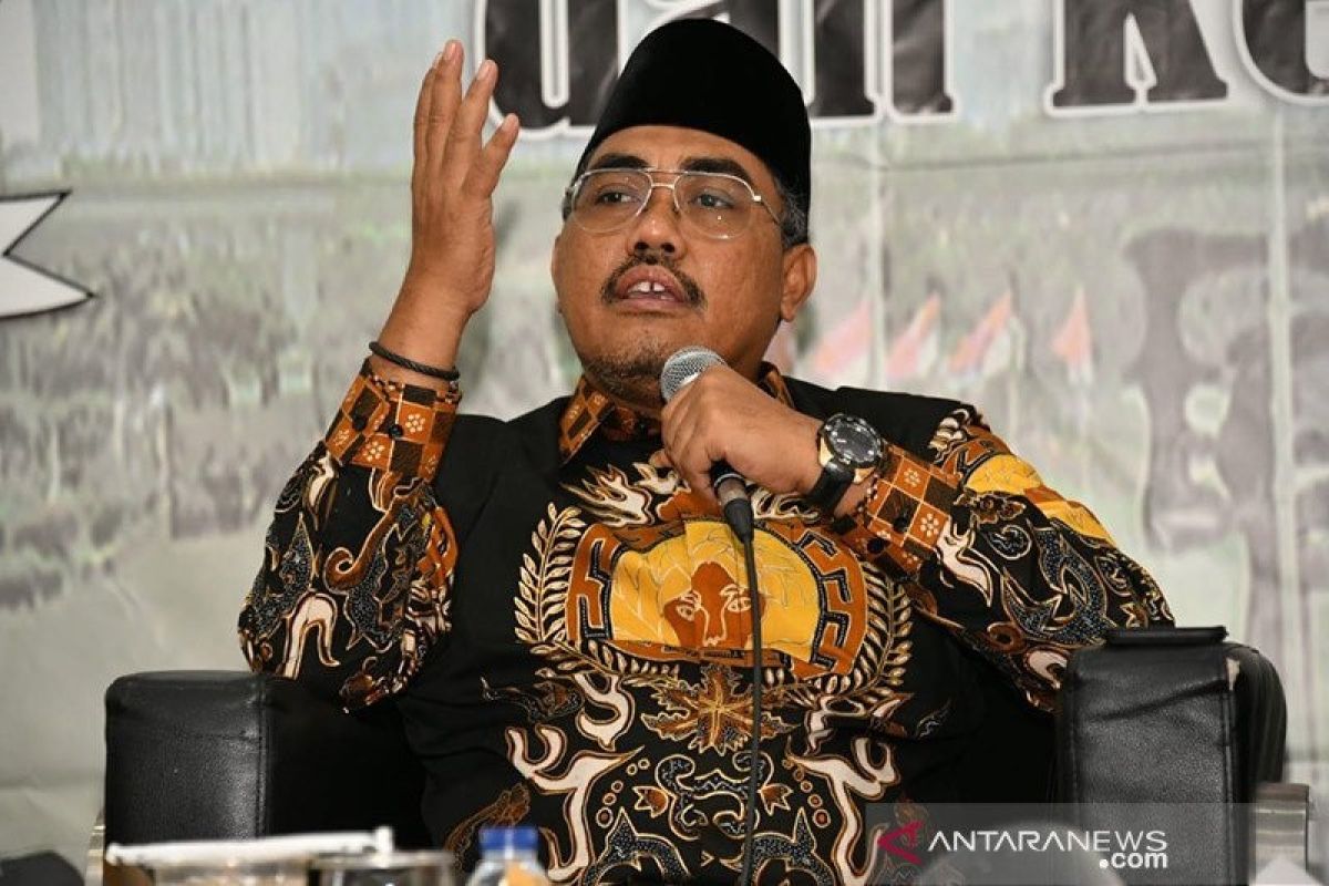 Wakil Ketua MPR Gus Jazil ajak masyarakat mau divaksin guna menangkal COVID-19