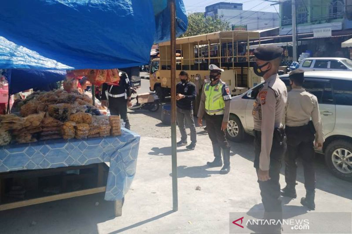 Satpol PP tertibkan Pedagang liar di pasar Grong-Grong