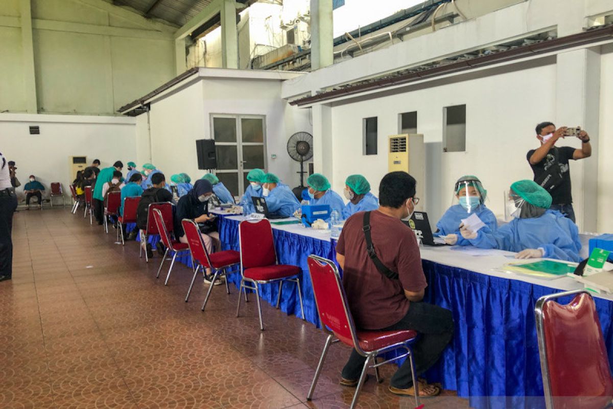 Yogyakarta upayakan lakukan 14.000 vaksinasi COVID-19 per pekan