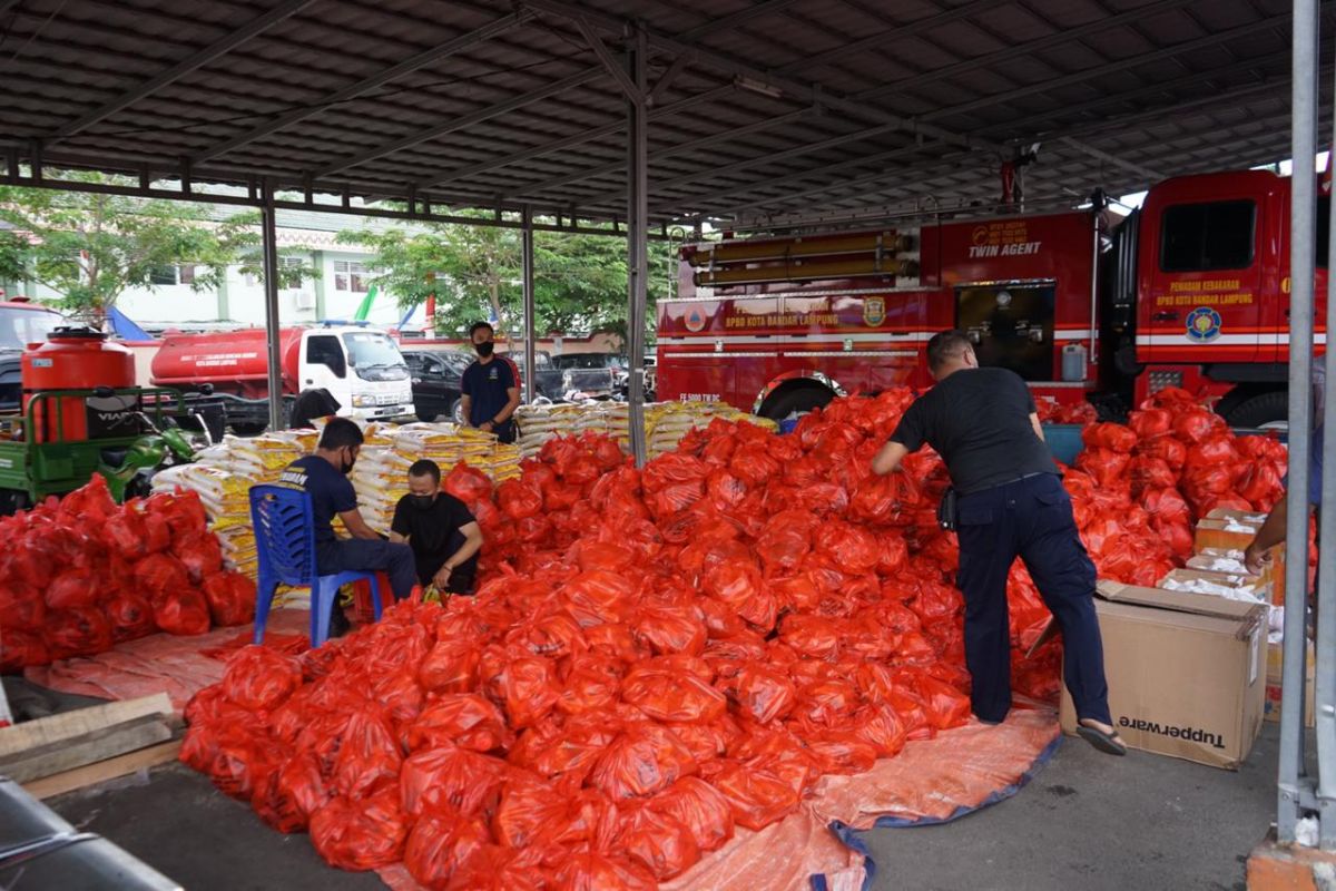 Pemkot Bandarlampung beri bantuan sembako kepada pasien isolasi mandiri