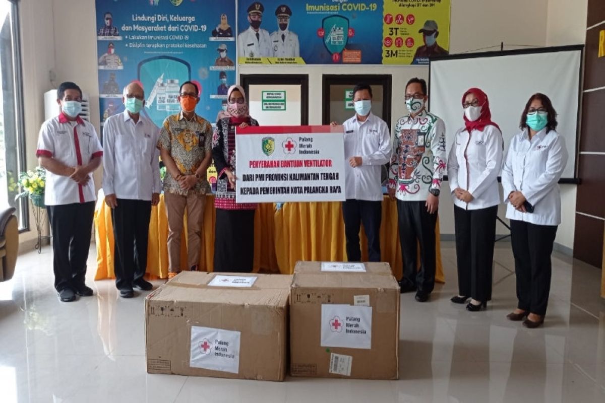 PMI Kalteng serahkan bantuan ventilator untuk RS Kota Palangka Raya
