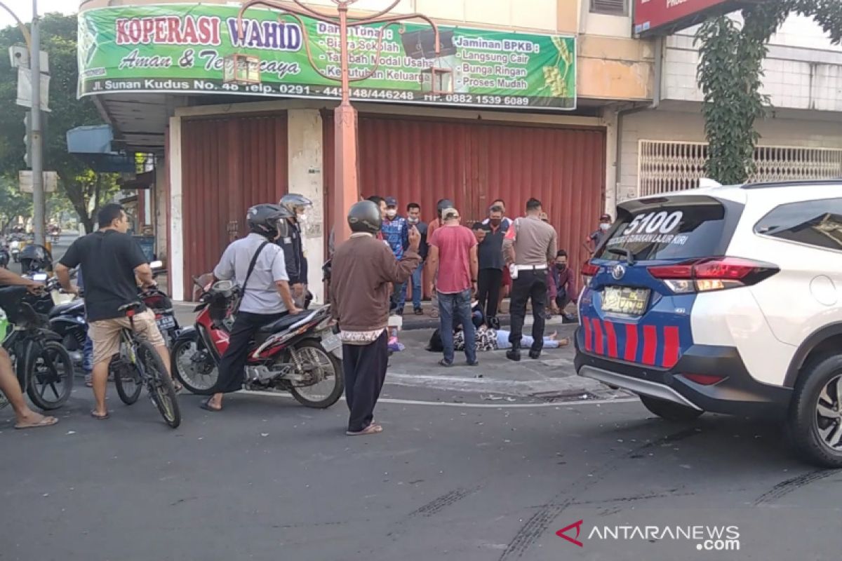 Mobil ambulans diduga terlibat tabrak lari di  Kudus