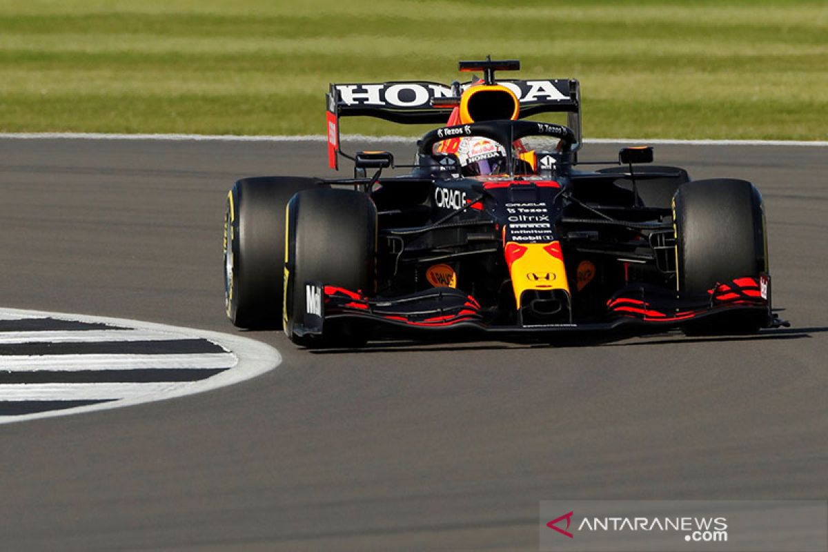 Red Bull beberkan kerugian akibat  kecelakaan Verstappen di Silverstone