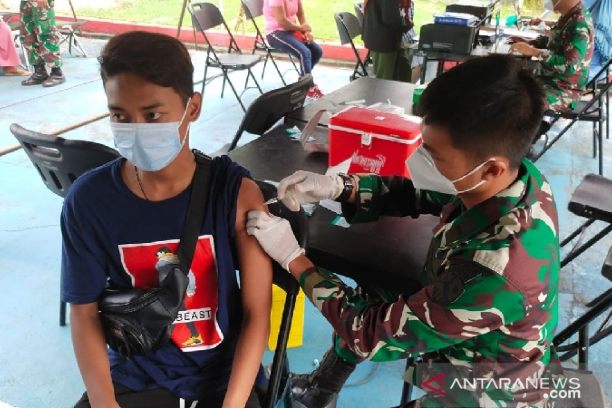 Kodam XVII/Cenderawasih gelar Serbuan Vaksinasi serentak di Papua