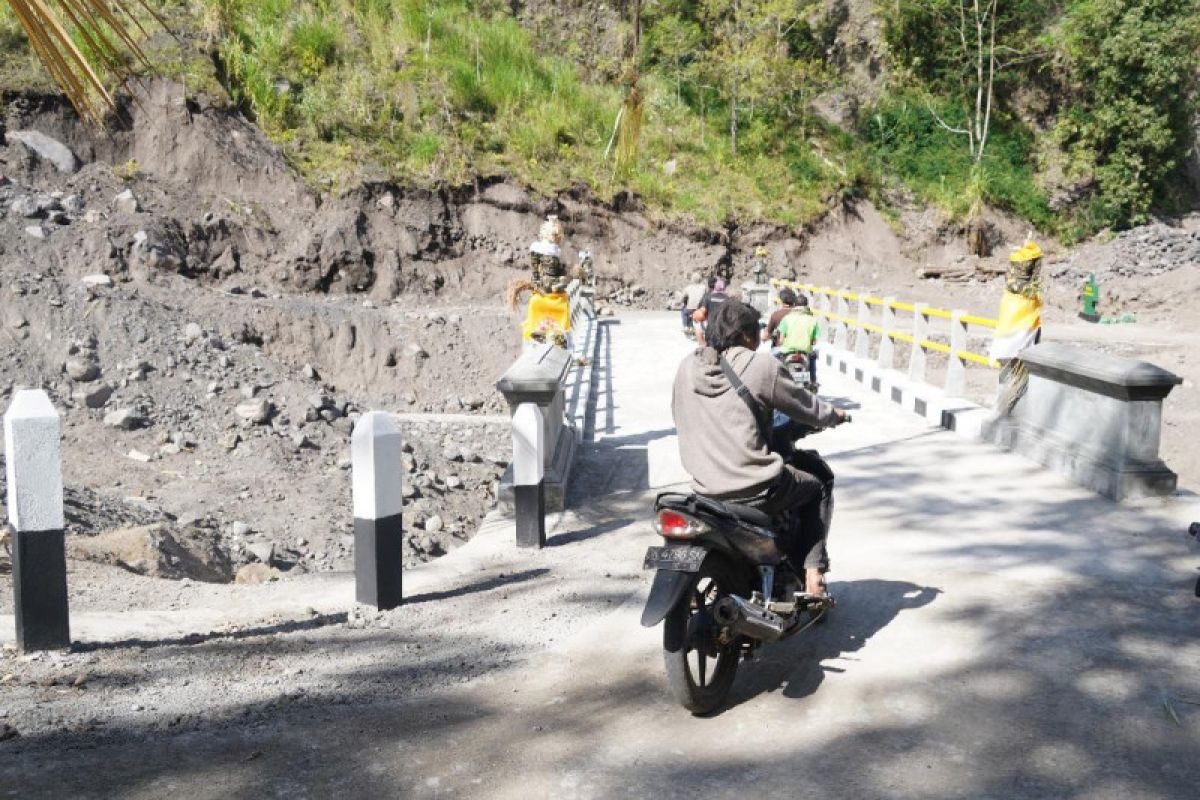 Jembatan tuntas, jembatan harapan baru TNI kepada masyarakat