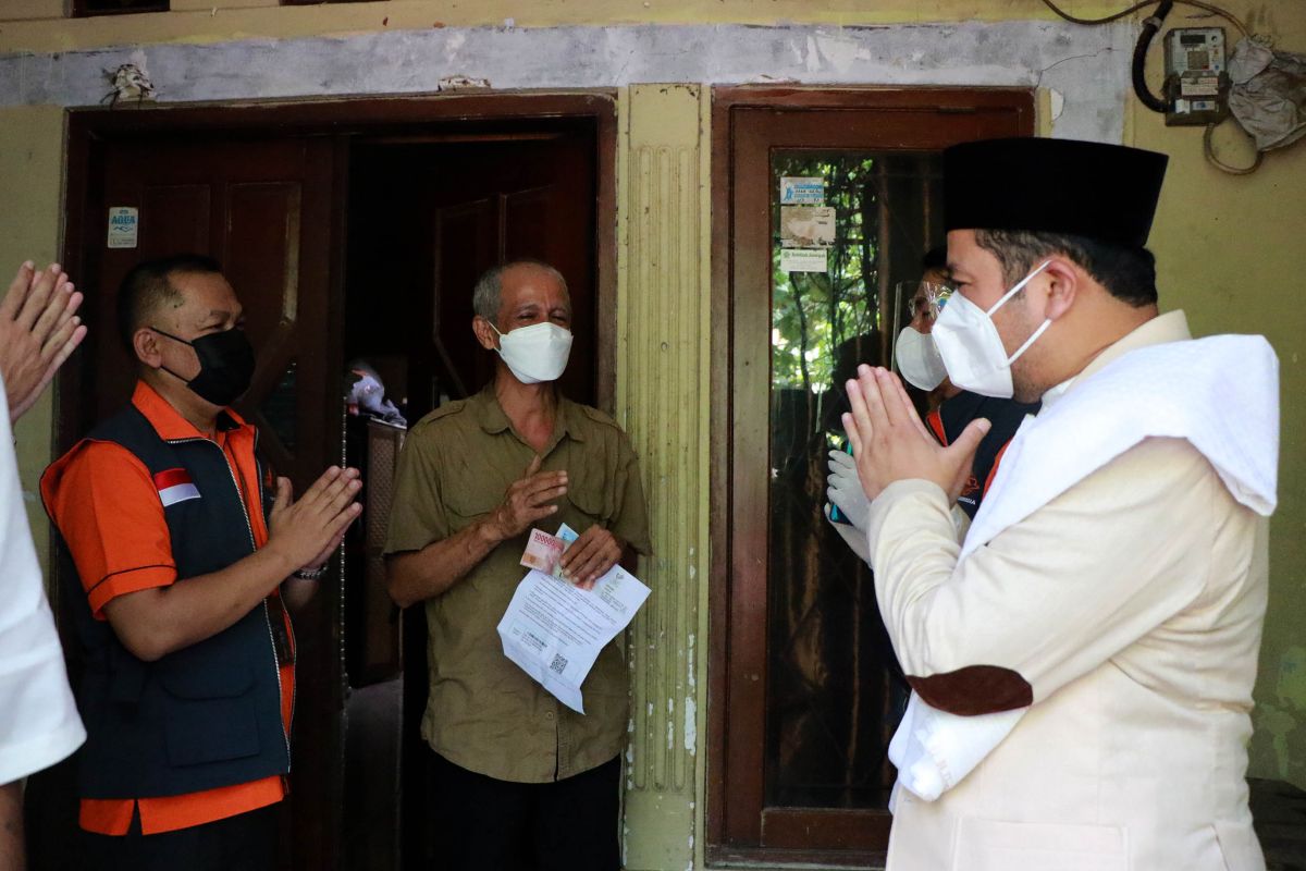 Pemkot Tangerang salurkan BST ke warga terdampak pandemi