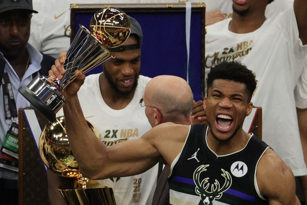 Giannis Antetokounmpo dan akhir penantian setengah abad Bucks