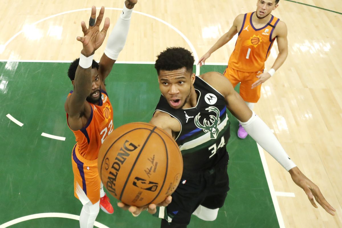 Cedera betis, Antetokounmpo absen lawan Raptors