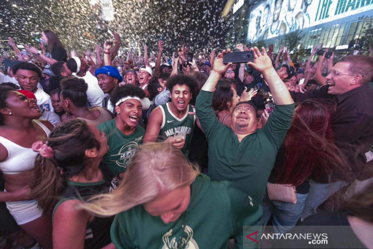 Juara NBA Bucks akan berkunjung ke Gedung Putih