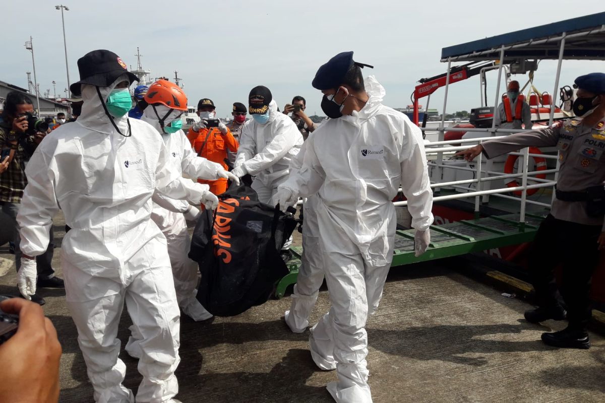 Tim SAR Gabungan kembali evakuasi dua jenazah korban kapal motor tenggelam