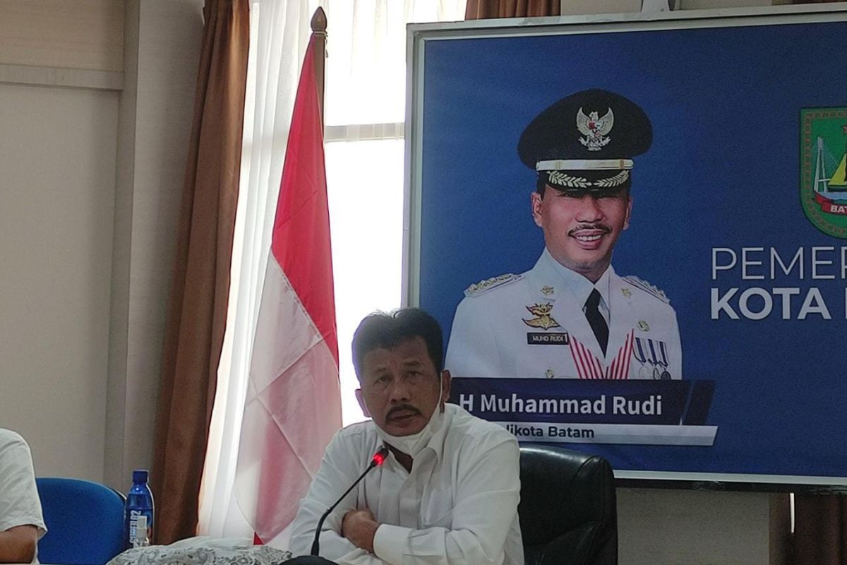 Pemko Batam minta pihak swasta bantu pangan warga